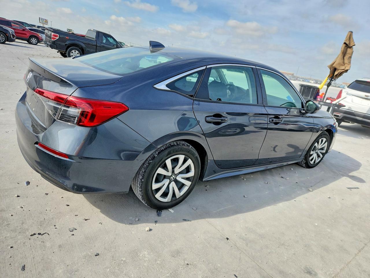 2023 Honda Civic Lx - zdjęcie 3