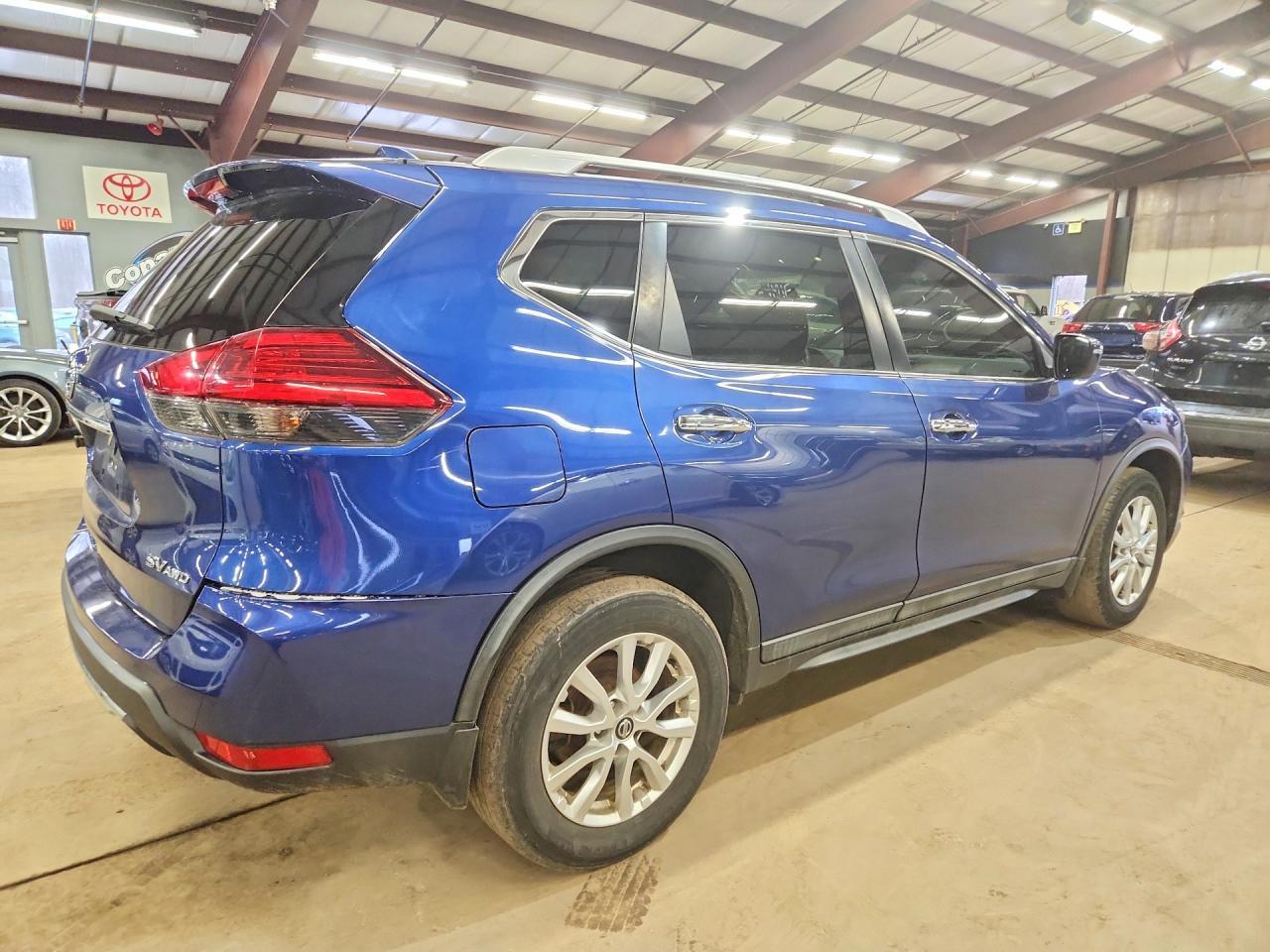 2017 Nissan Rogue Sv - zdjęcie 3
