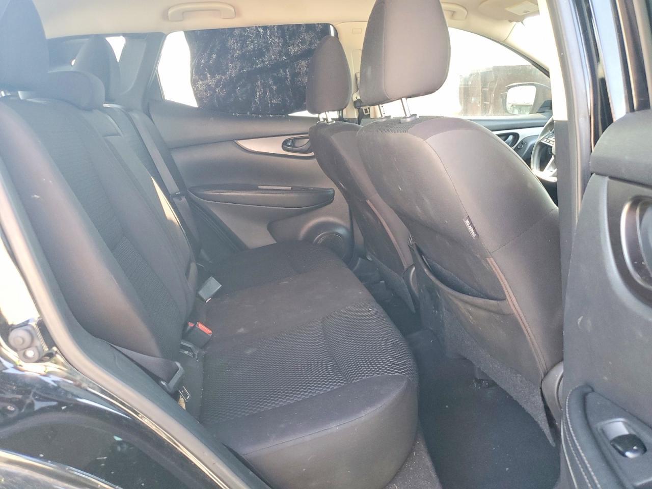 2017 Nissan Rogue Sport S - zdjęcie 11