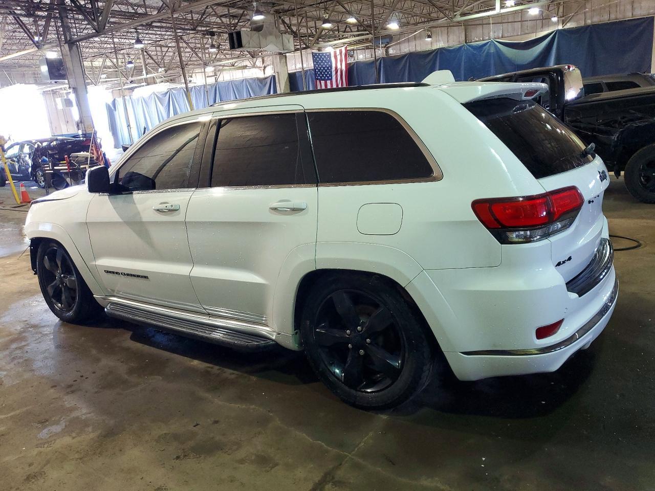2015 Jeep Grand Cherokee Overland - zdjęcie 2