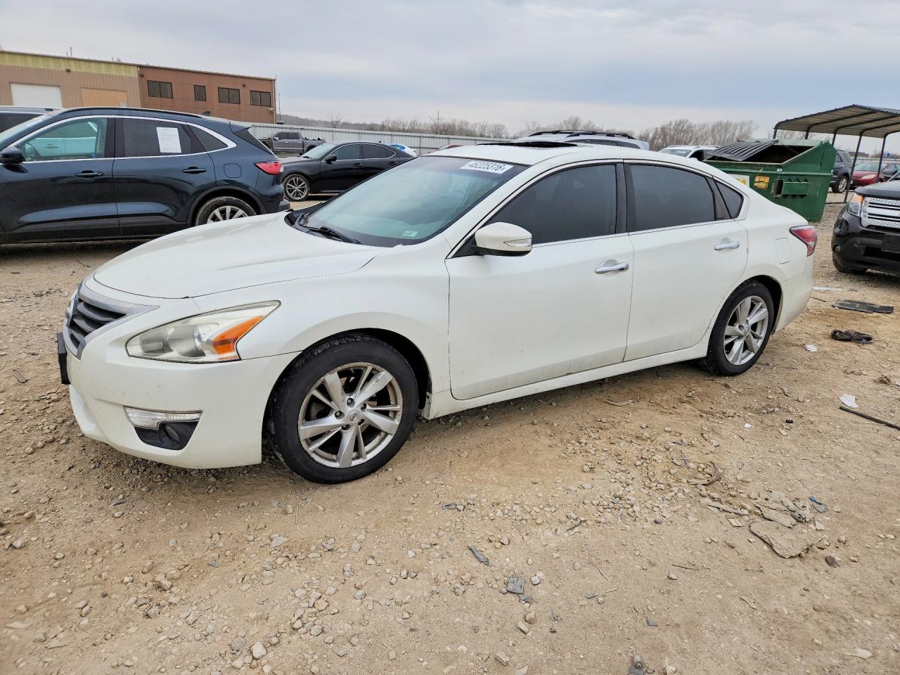 2014 Nissan Altima 2.5 - zdjęcie główne