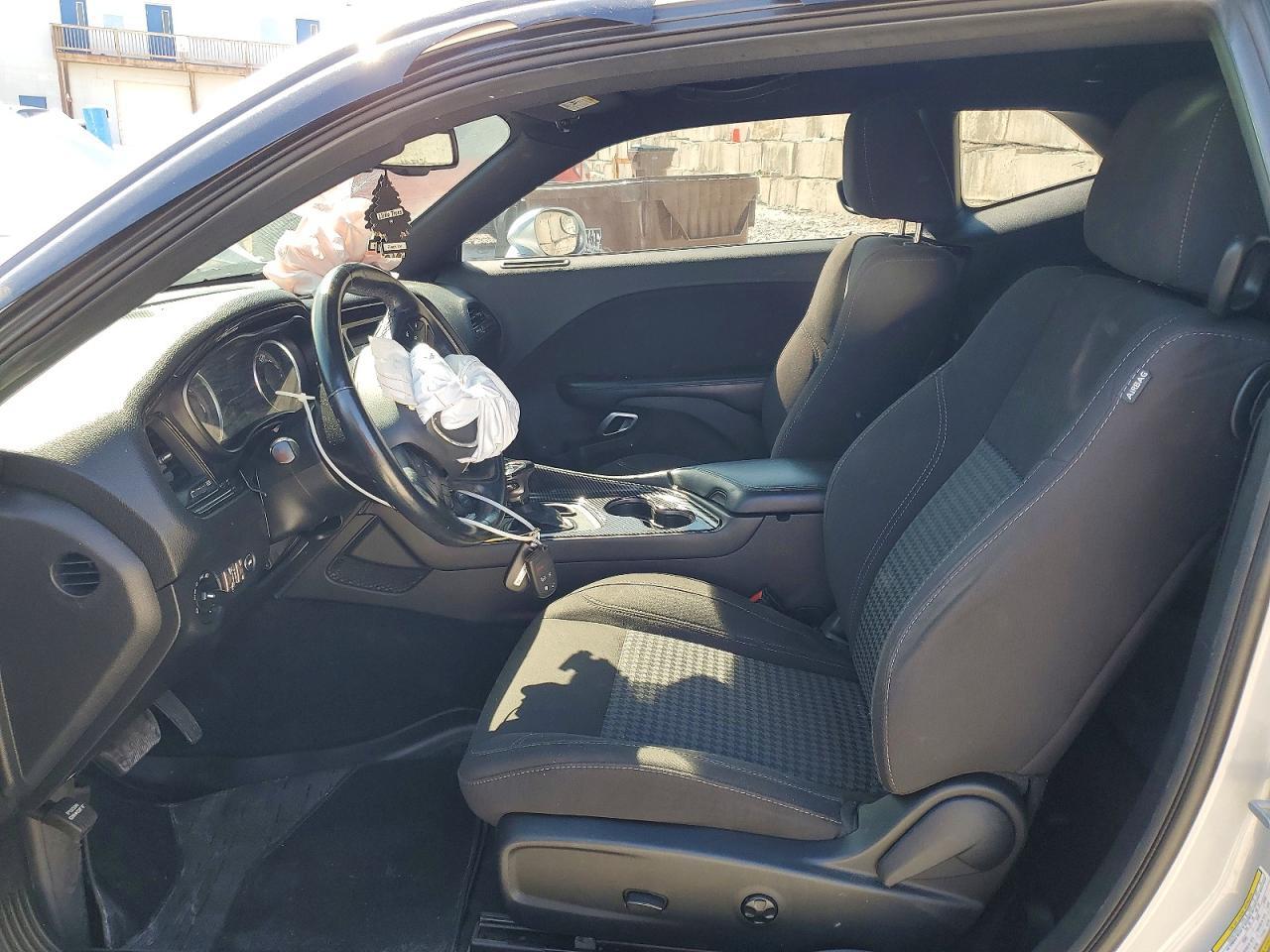 2020 Dodge Challenger Sxt - zdjęcie 7