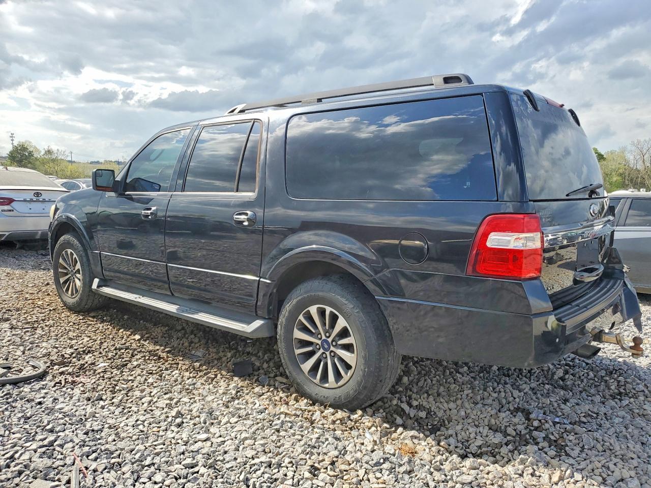 2015 Ford Expedition El Xlt - zdjęcie 2