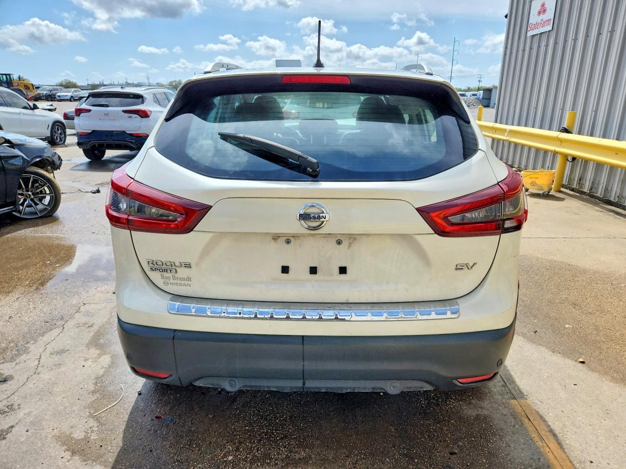 2021 Nissan Rogue Sport Sv - zdjęcie 6