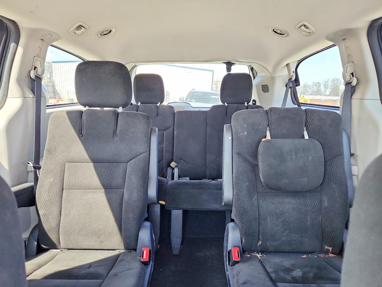 2016 Dodge Grand Caravan Sxt - zdjęcie 10