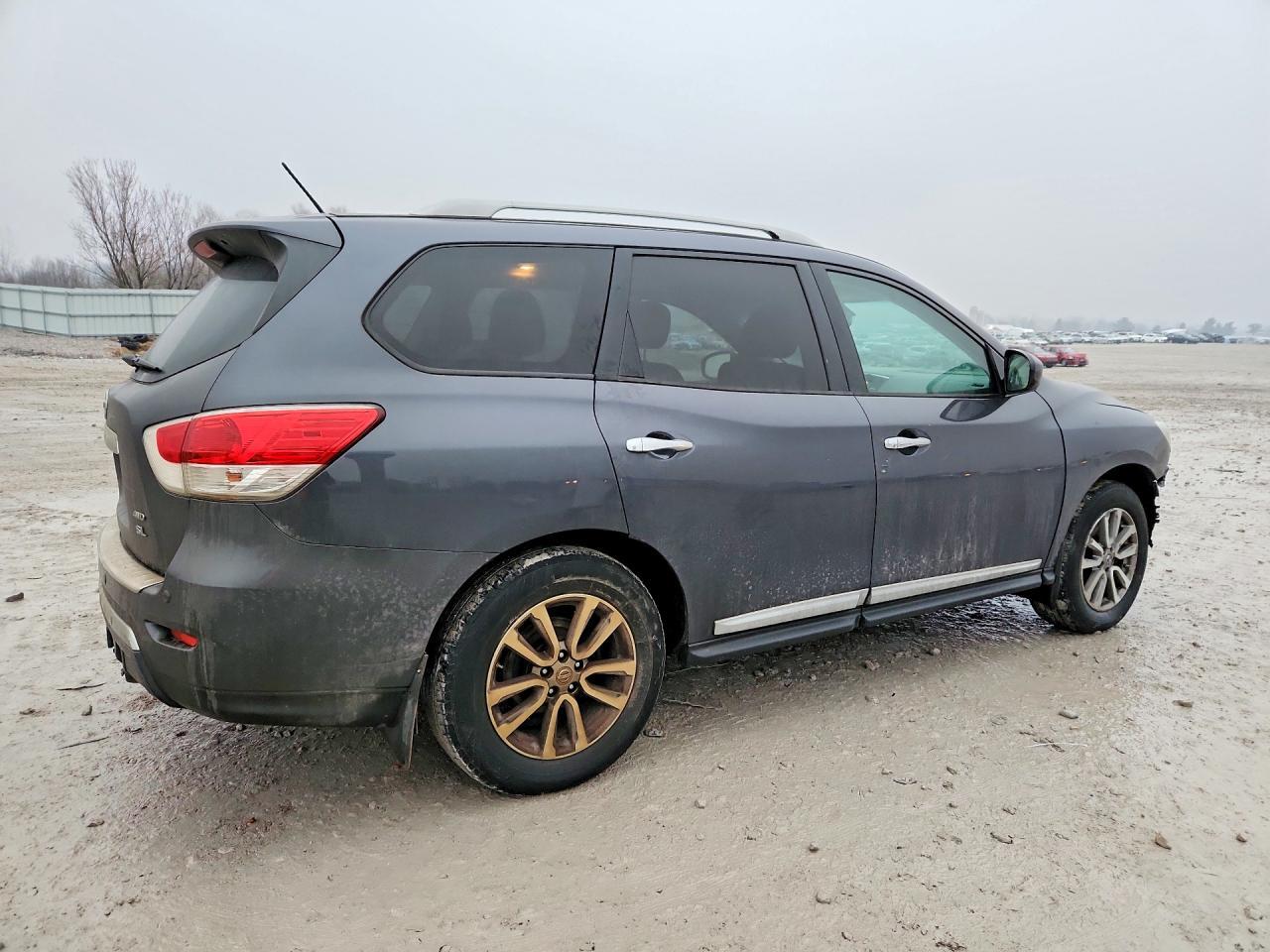 2014 Nissan Pathfinder Sl - zdjęcie 3