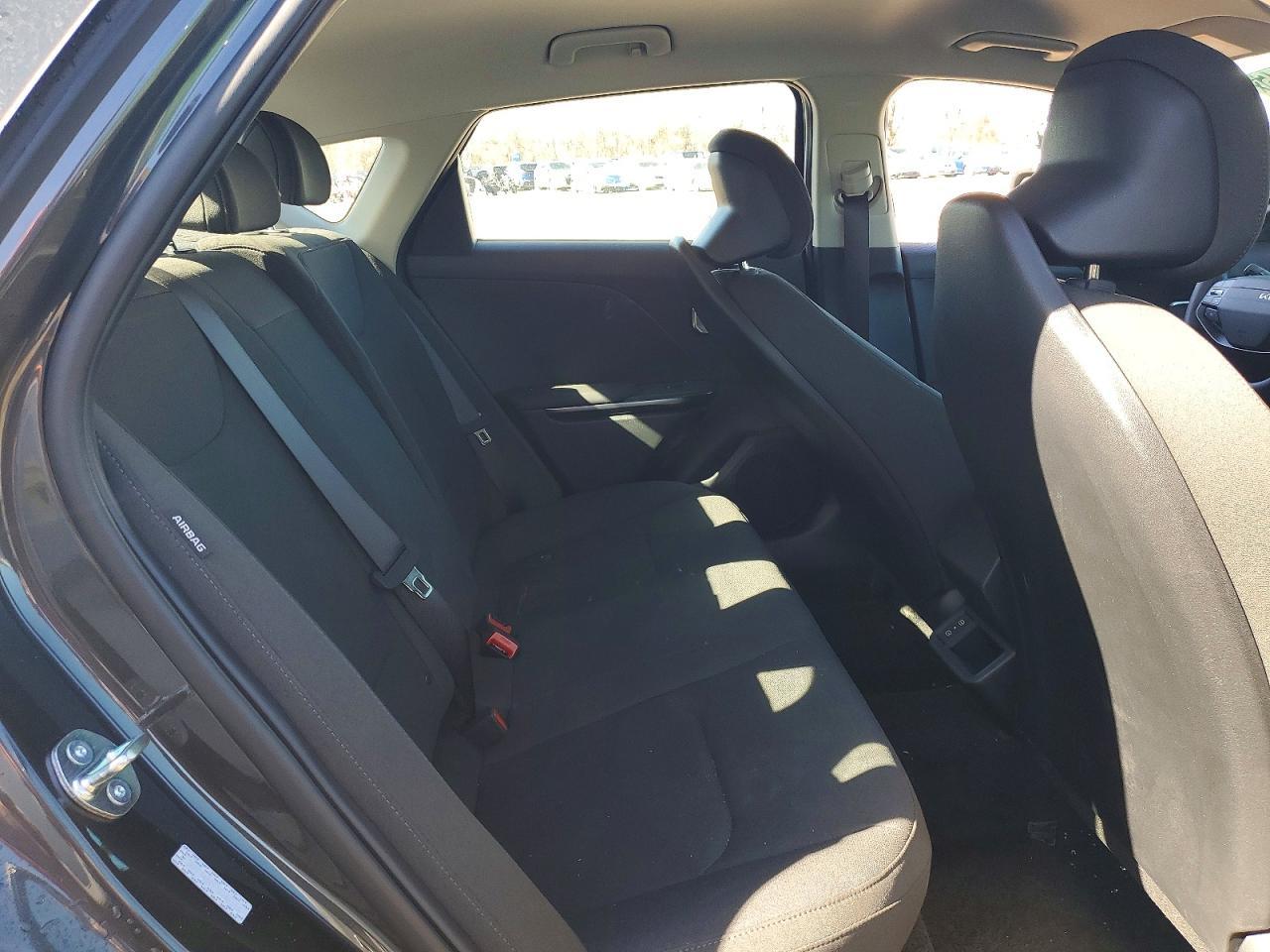 2026 Kia K4 Lxs - zdjęcie 10