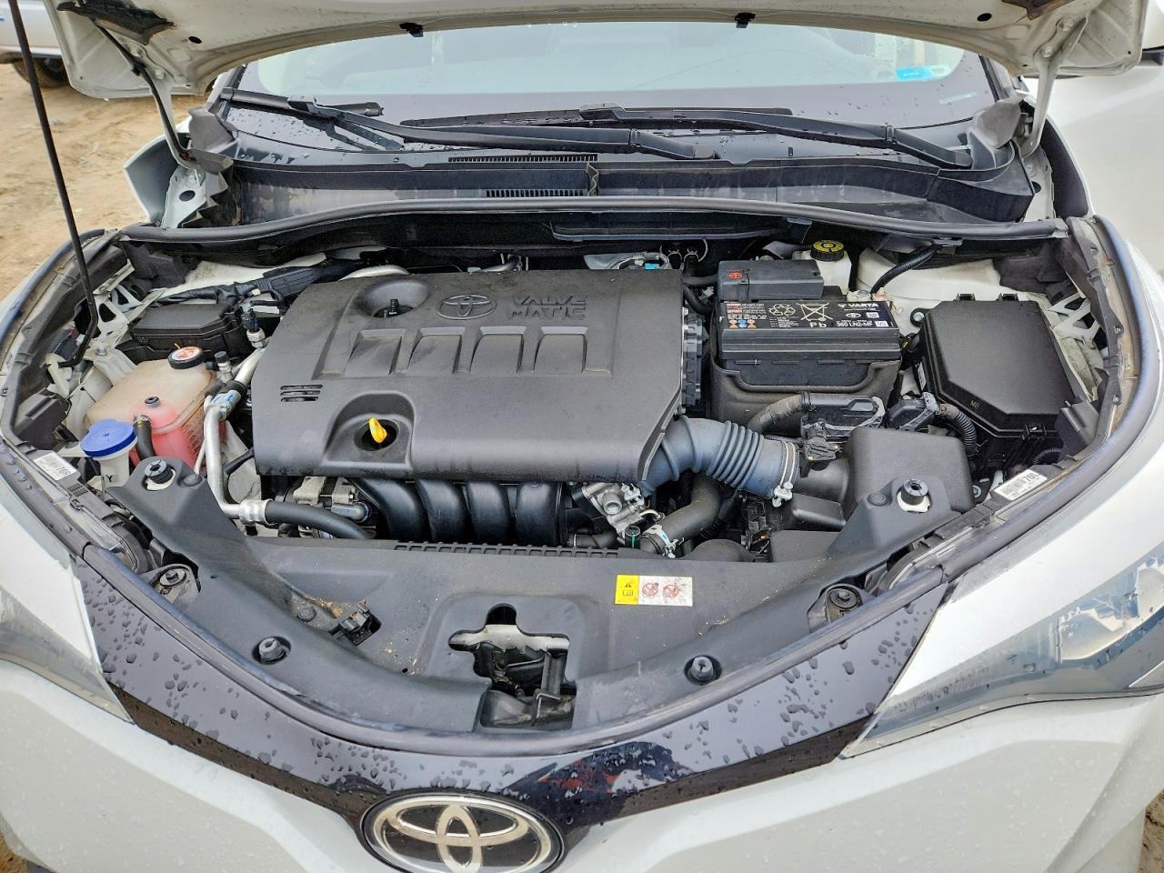 2020 Toyota C-Hr Le - zdjęcie 11