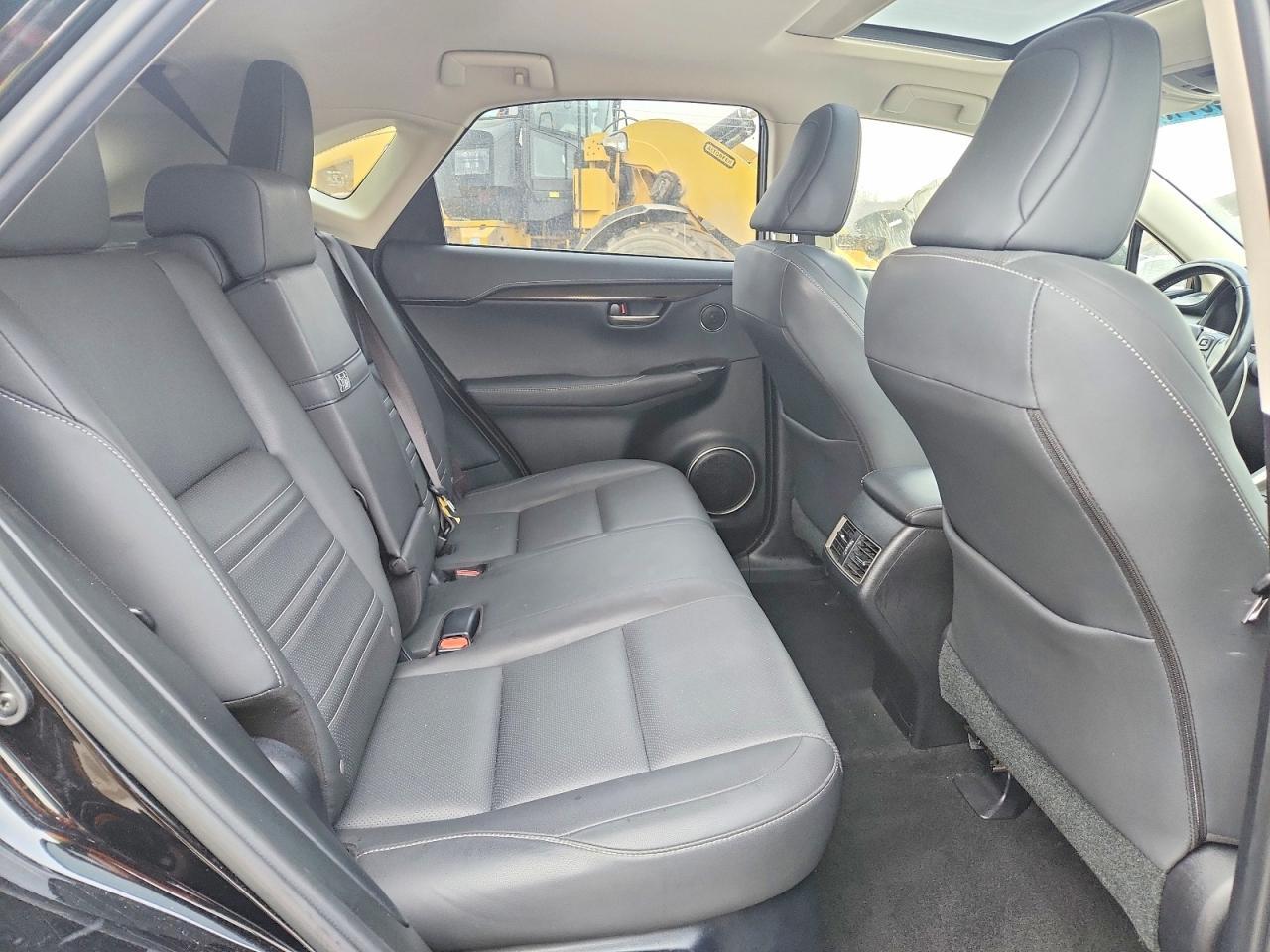 2017 Lexus Nx 200T Base - zdjęcie 11