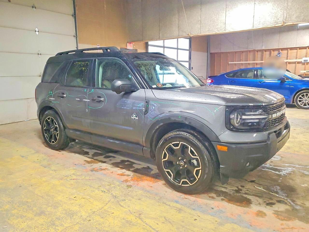 2025 Ford Bronco Sport Outer Banks - zdjęcie 4