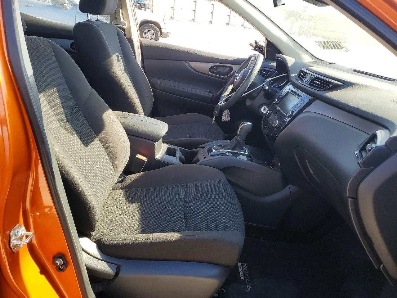 2022 Nissan Rogue Sport S - zdjęcie 7