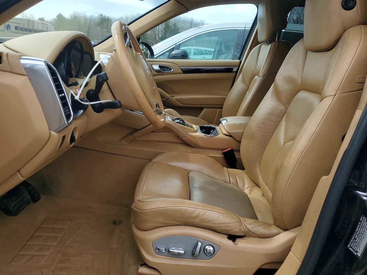 2013 Porsche Cayenne - zdjęcie 7