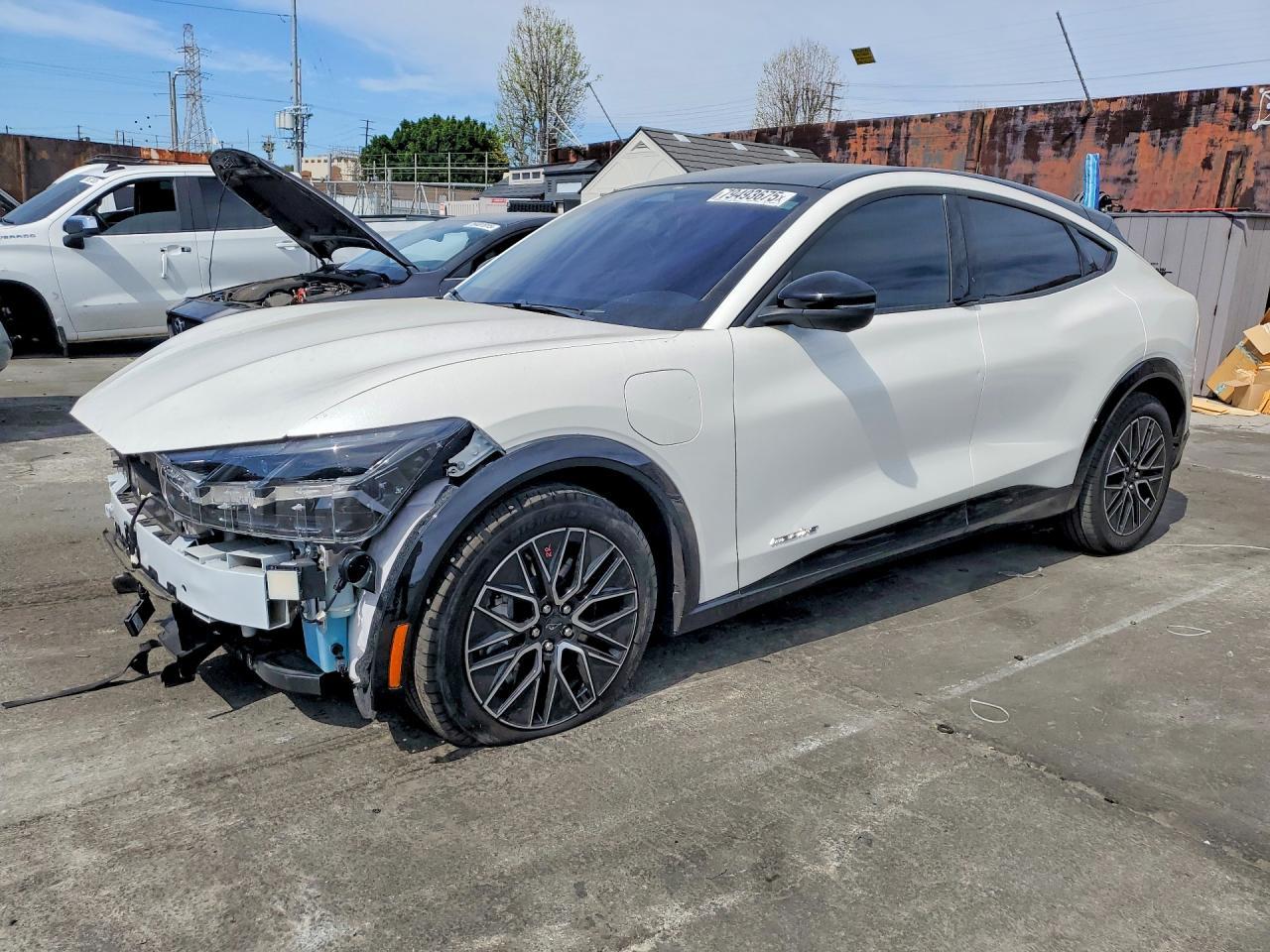 2024 Ford Mustang Mach-E Premium - zdjęcie główne