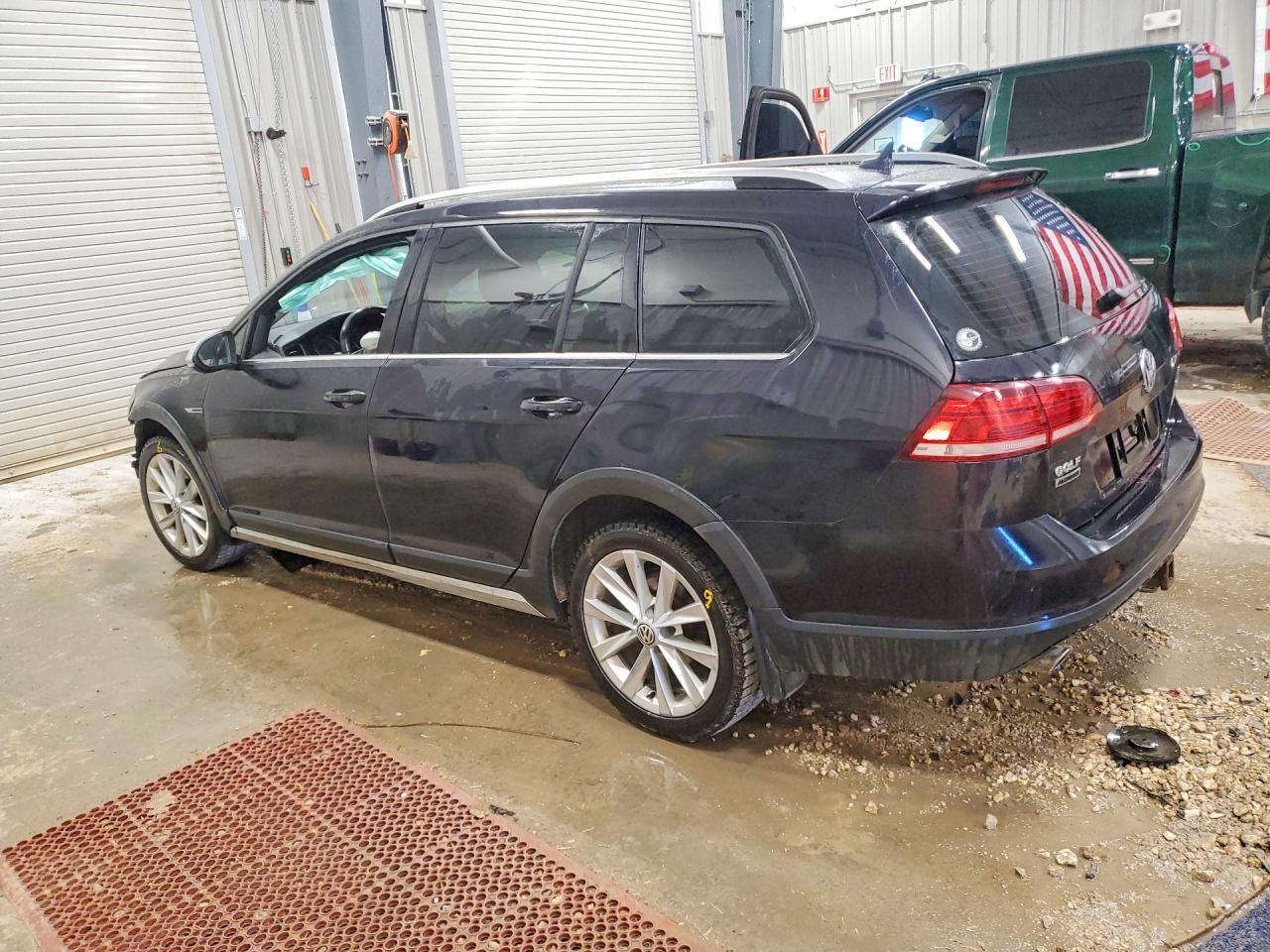 2018 Volkswagen Golf Alltrack S - zdjęcie 2