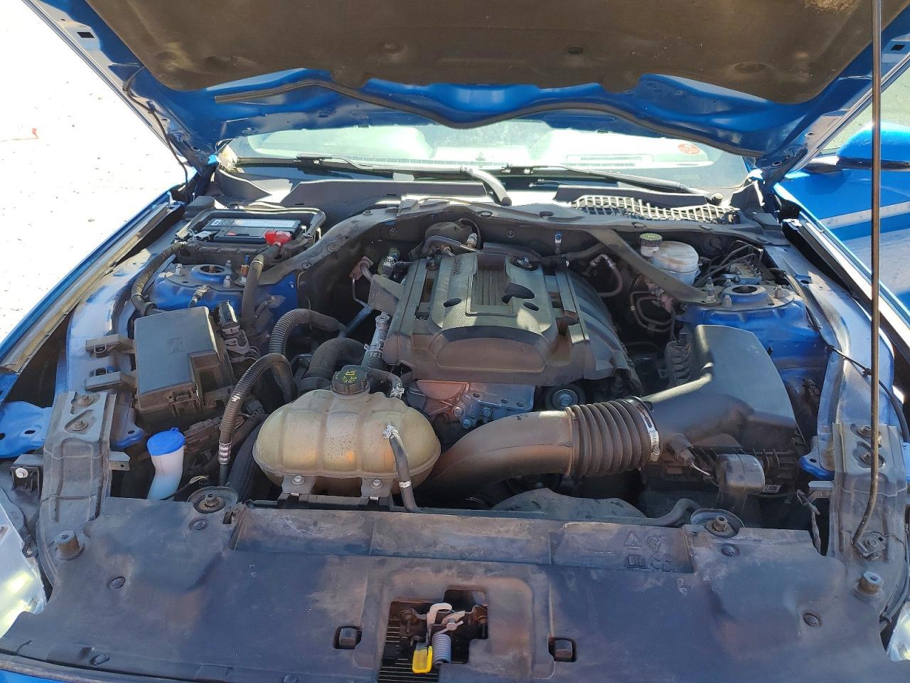 2020 Ford Mustang - zdjęcie 11