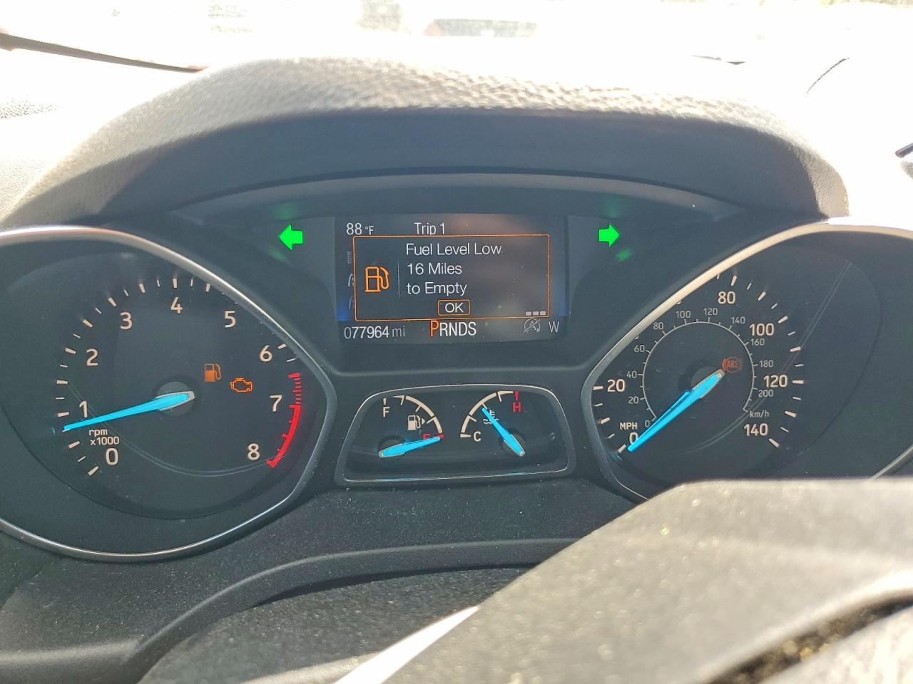 2017 Ford Escape Titanium - zdjęcie 9