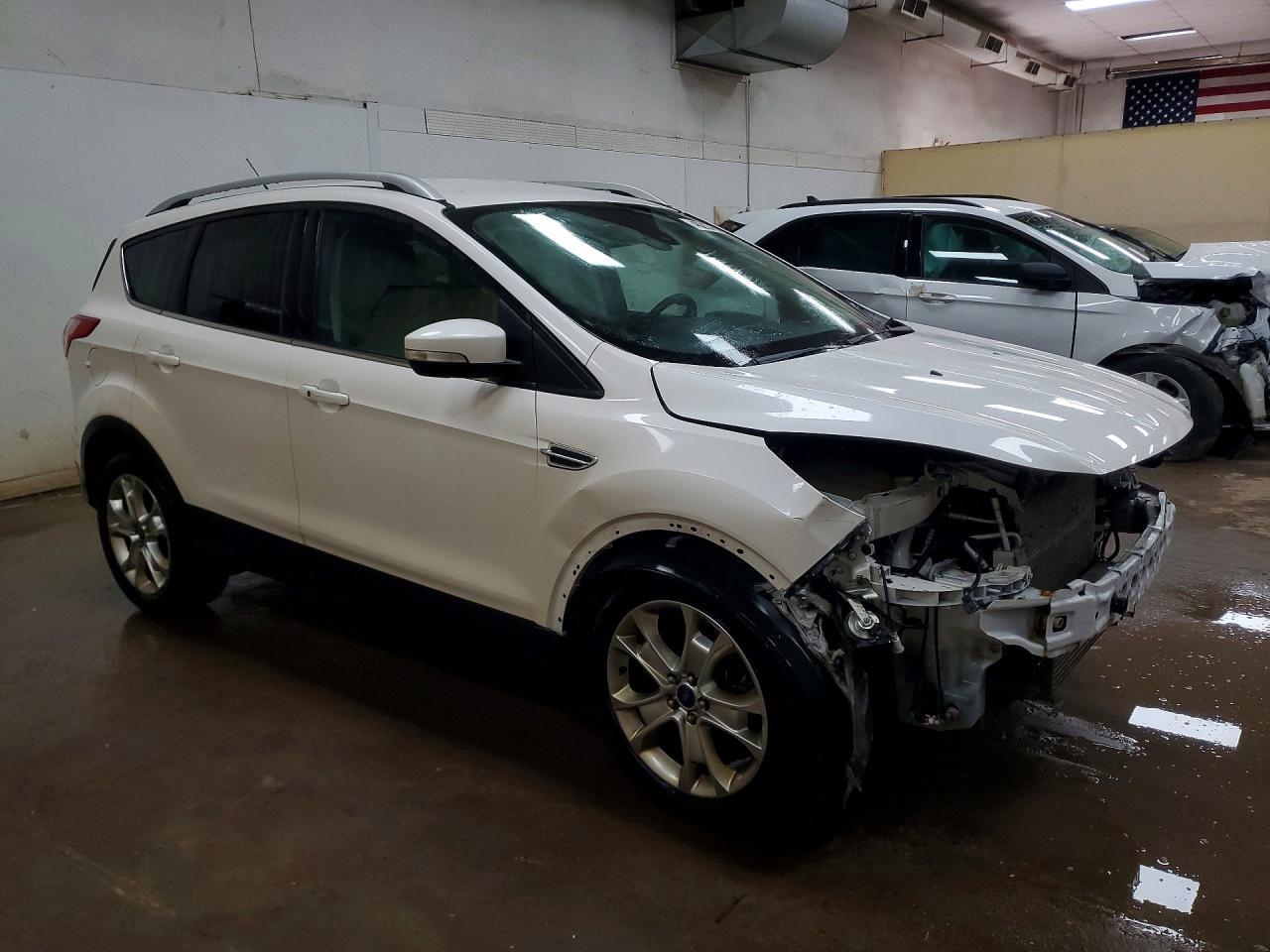 2016 Ford Escape Titanium - zdjęcie 4