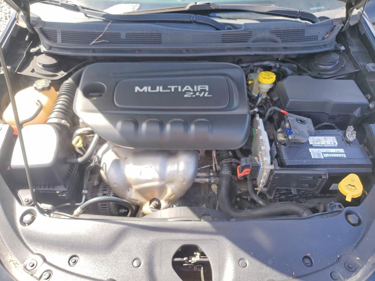 2016 Dodge Dart Sxt - zdjęcie 11