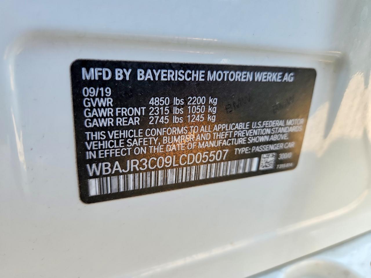 2020 BMW 530 I - zdjęcie 12