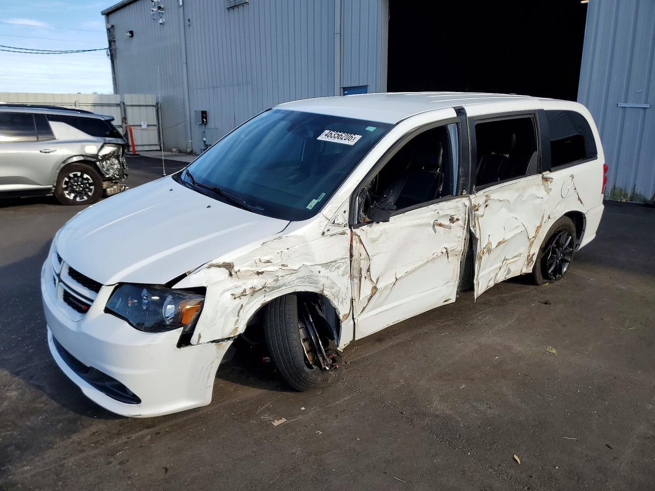 2020 Dodge Grand Caravan Gt - zdjęcie główne