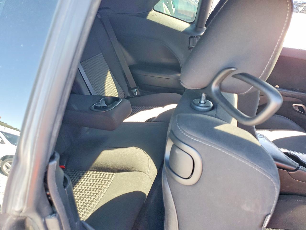 2019 Dodge Challenger R - zdjęcie 10