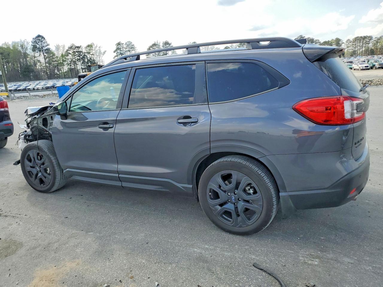 2025 Subaru Ascent Onyx Touring - zdjęcie 2