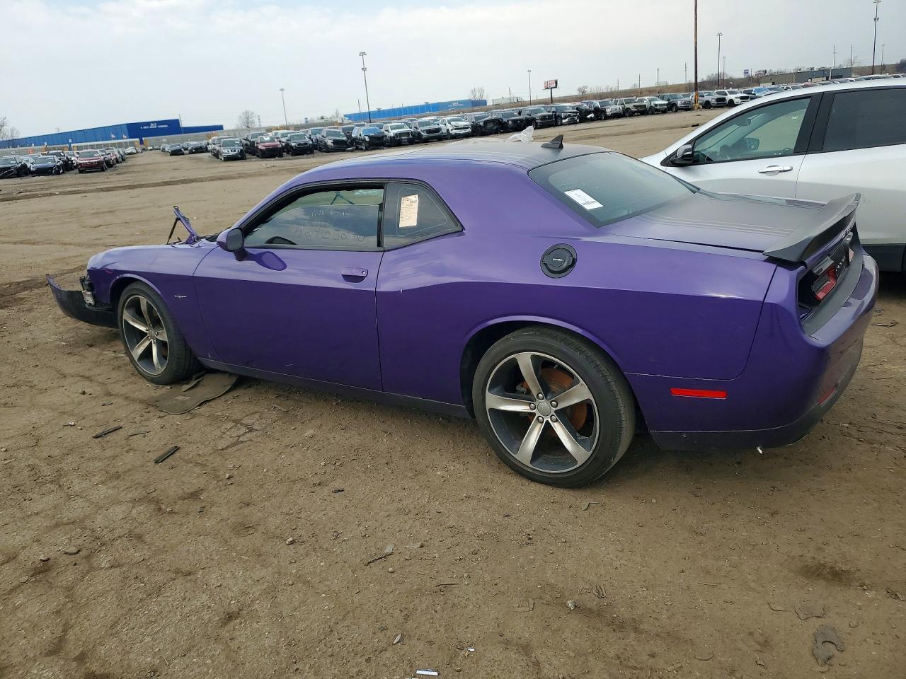 2016 Dodge Challenger R - zdjęcie 2