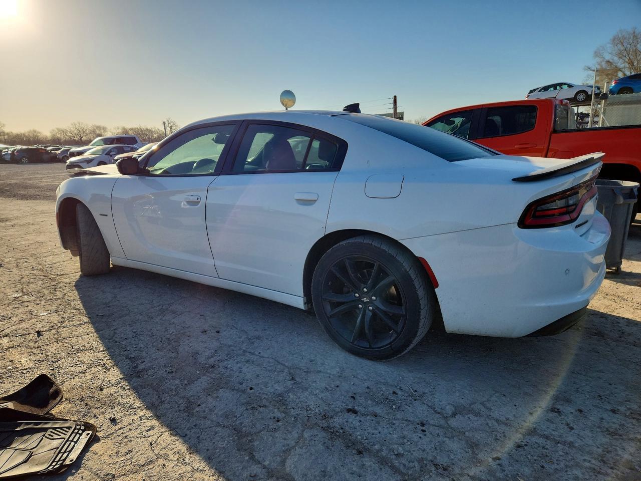 2017 Dodge Charger R - zdjęcie 2