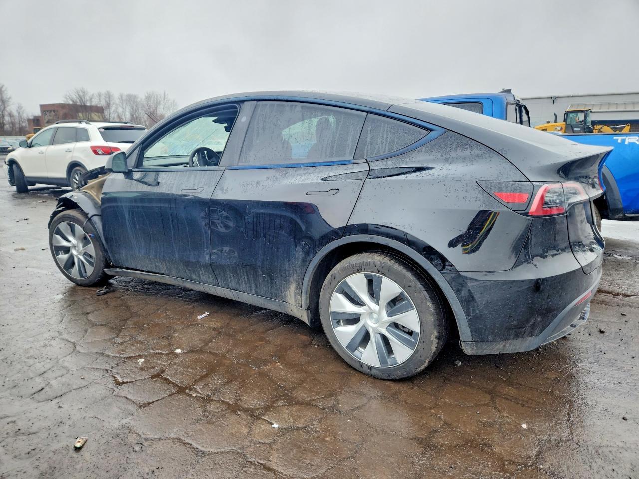 2023 Tesla Model Y - zdjęcie 2