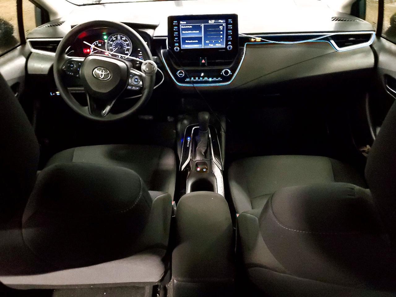 2022 Toyota Corolla Le - zdjęcie 8