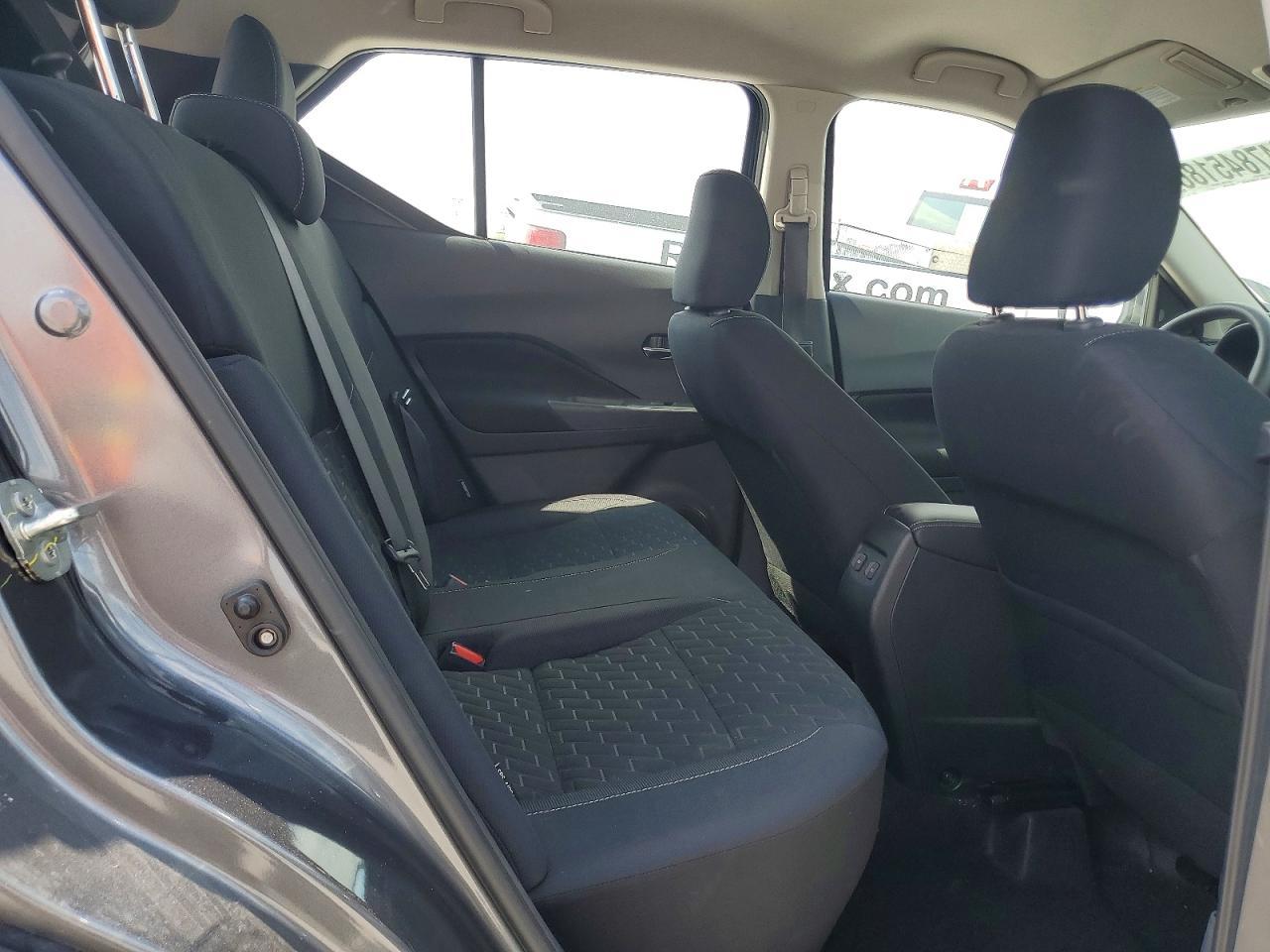 2022 Nissan Kicks Sv - zdjęcie 11