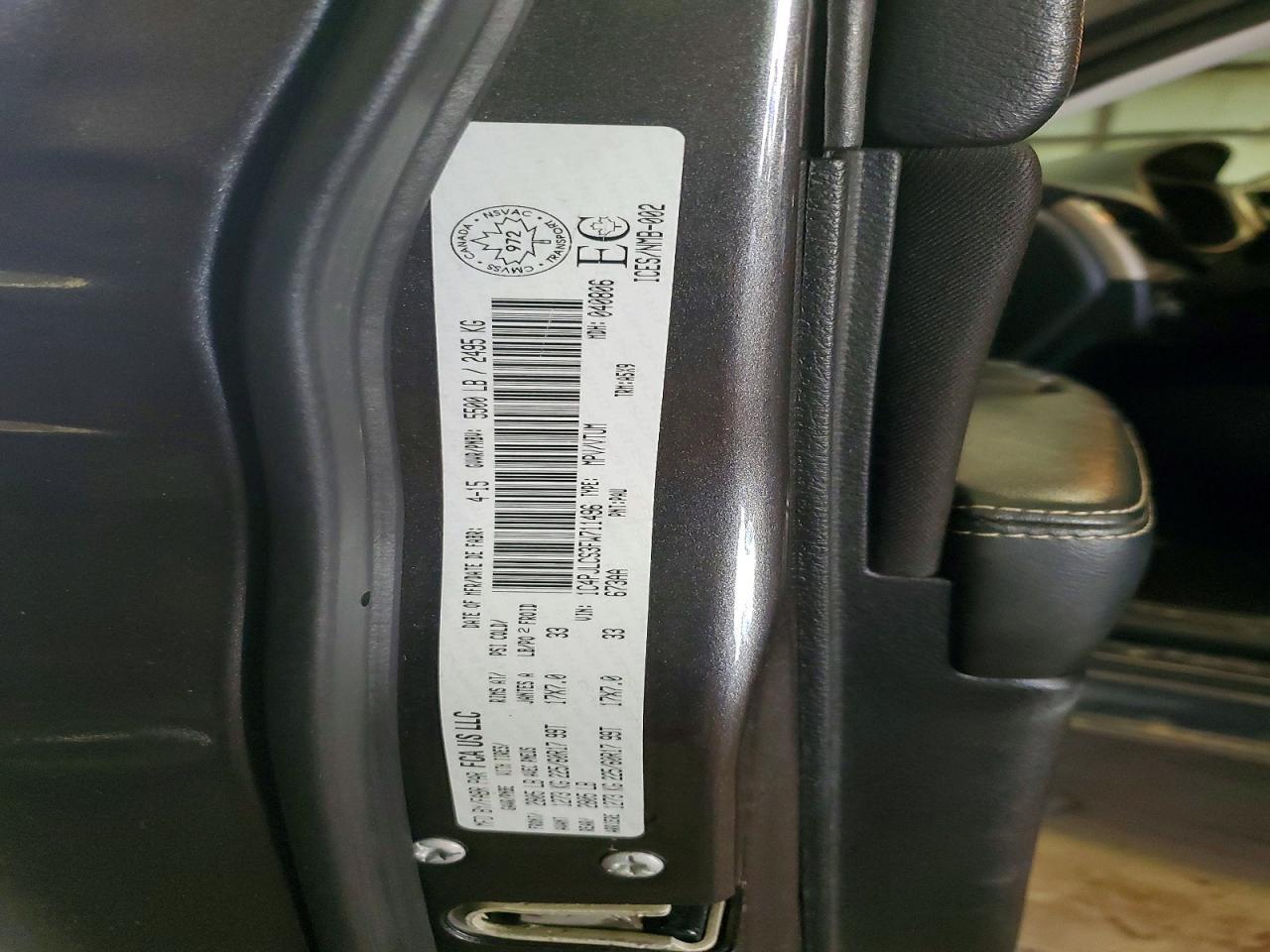 2015 Jeep Cherokee Latitude - zdjęcie 14