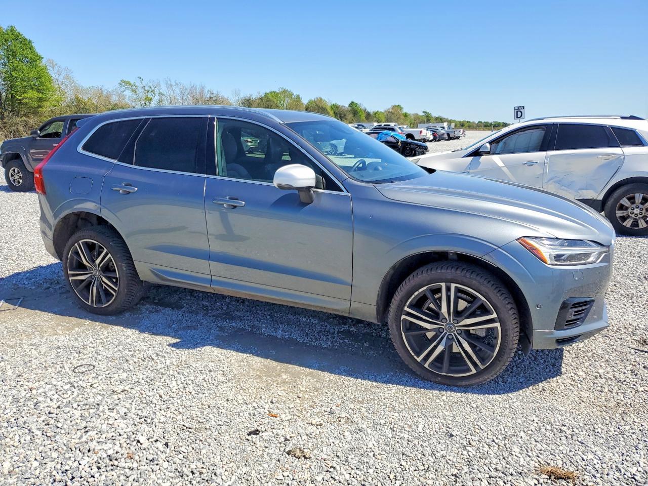 2019 Volvo Xc60 T8 R-Design - zdjęcie 4