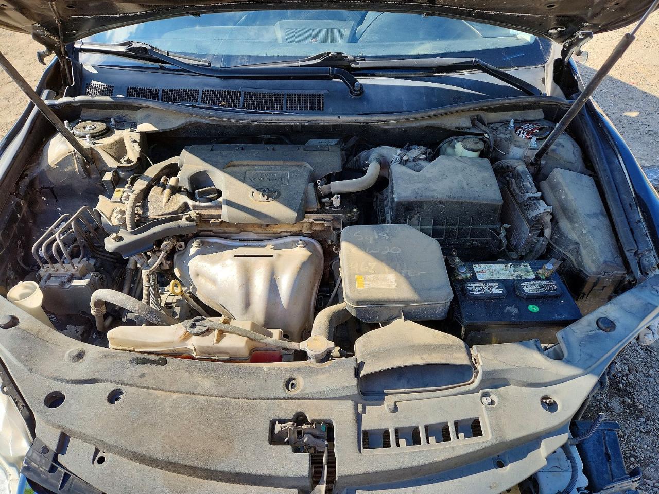 2016 Toyota Camry Le - zdjęcie 11