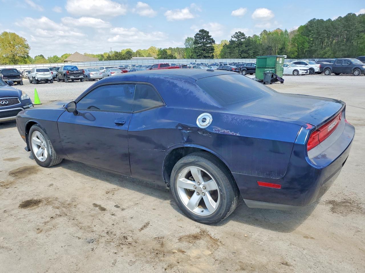 2014 Dodge Challenger Sxt - zdjęcie 2