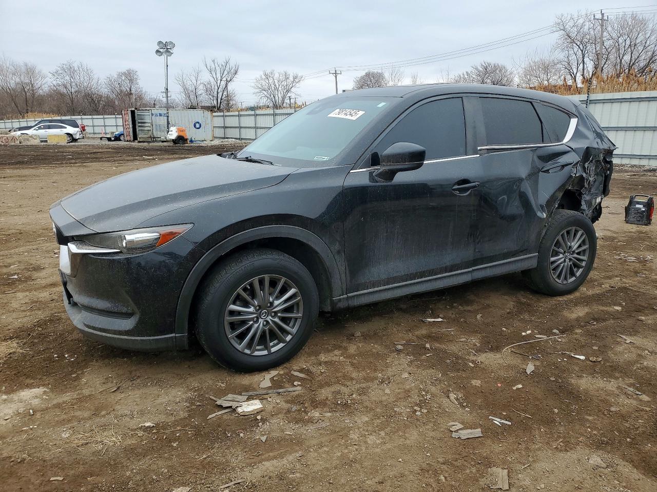 2017 Mazda Cx-5 Sport - zdjęcie główne