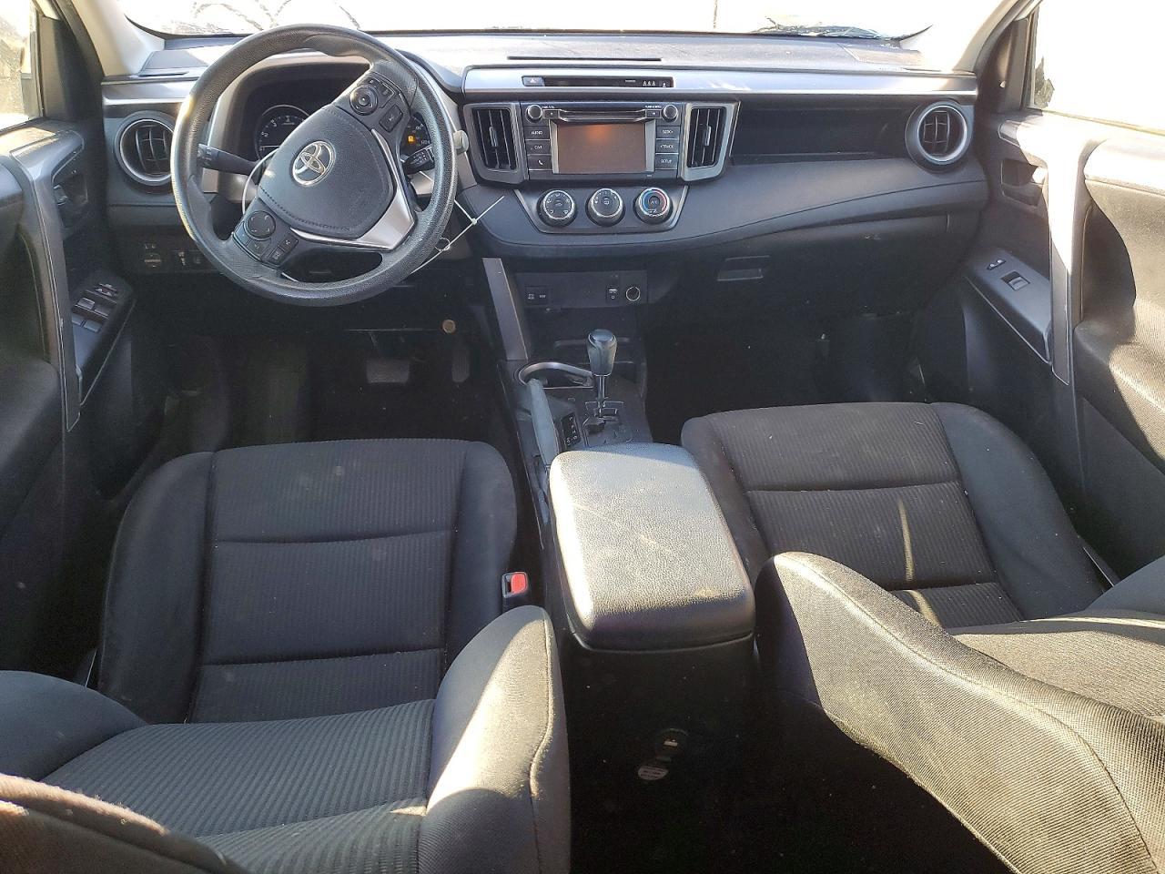 2017 Toyota Rav4 Le - zdjęcie 8