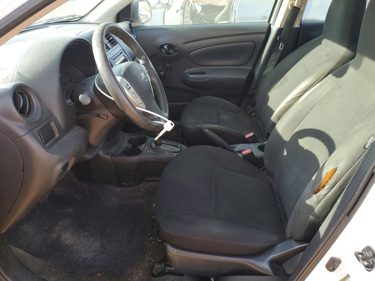 2015 Nissan Versa 1.6 S Plus - zdjęcie 7