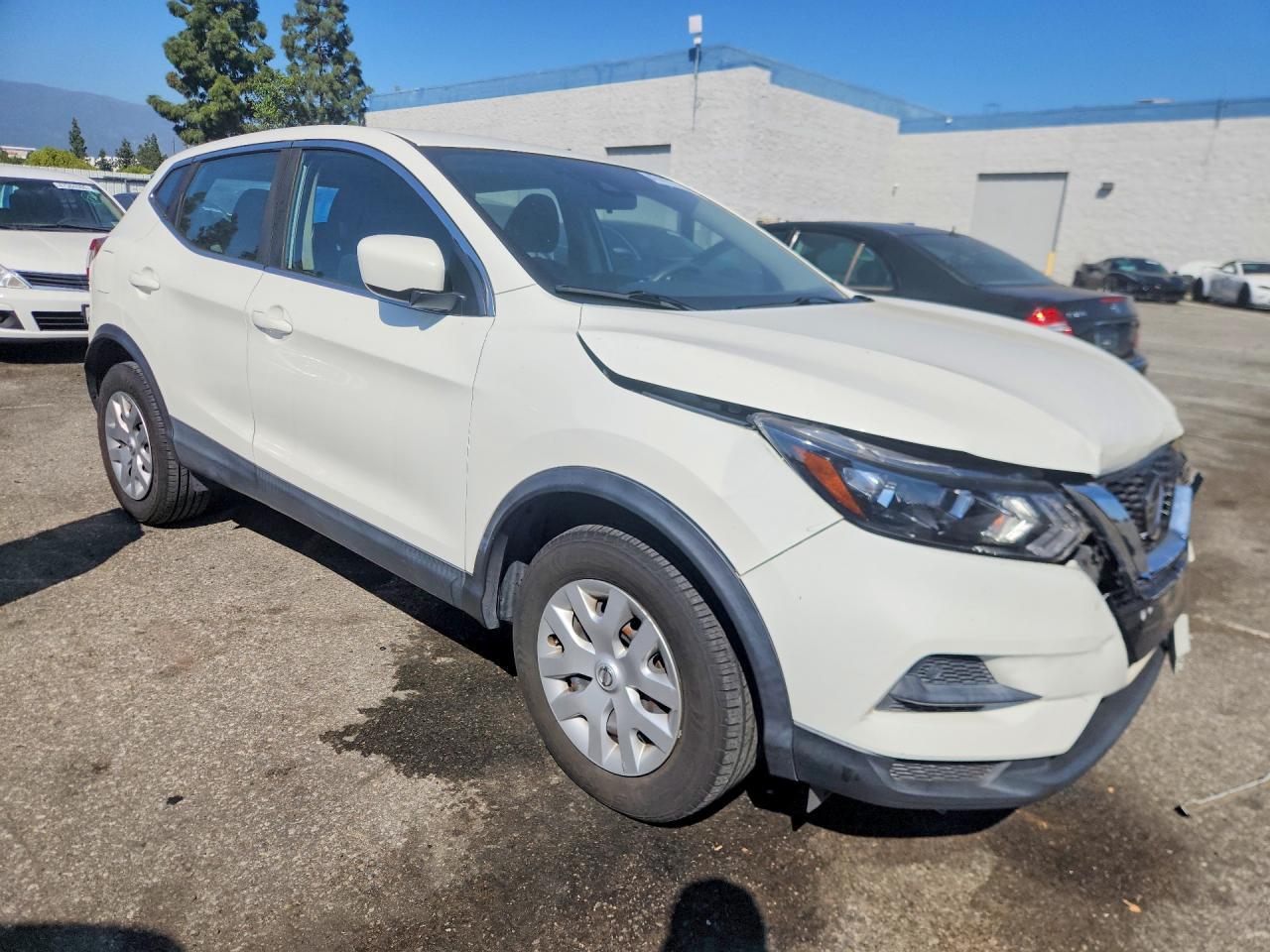 2020 Nissan Rogue Sport S - zdjęcie 4