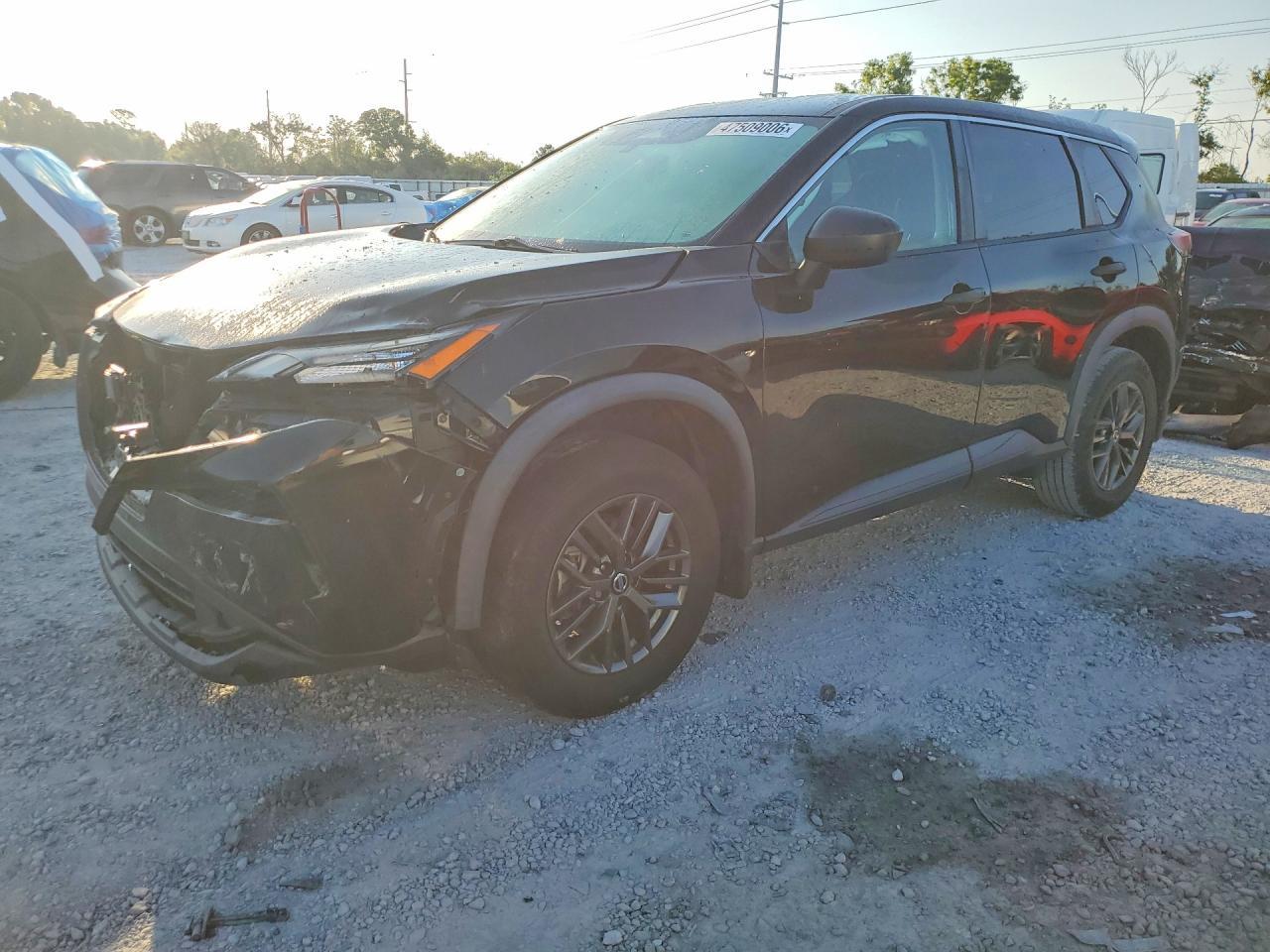 2021 Nissan Rogue S - zdjęcie główne