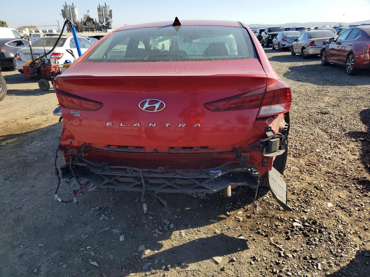 2020 Hyundai Elantra - zdjęcie 6