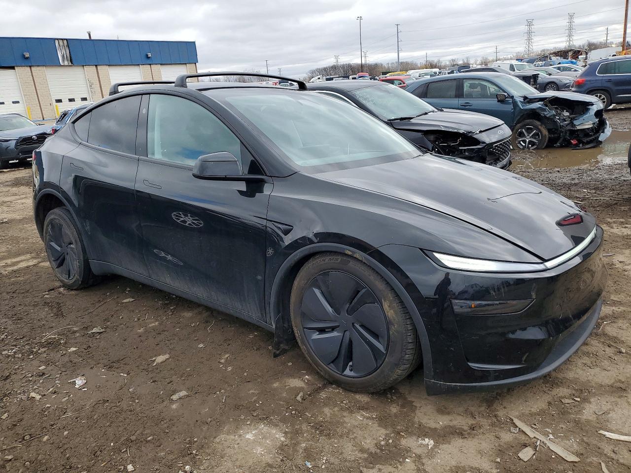 2026 Tesla Model Y - zdjęcie 4