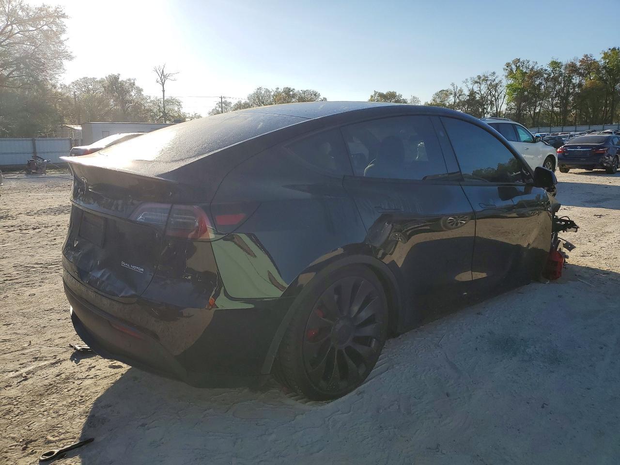 2023 Tesla Model Y - zdjęcie 3