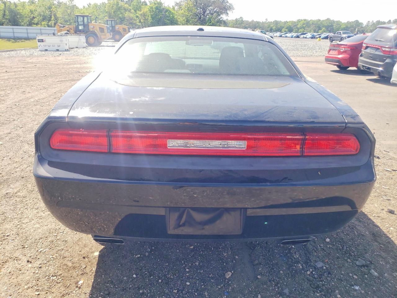 2014 Dodge Challenger Sxt - zdjęcie 6