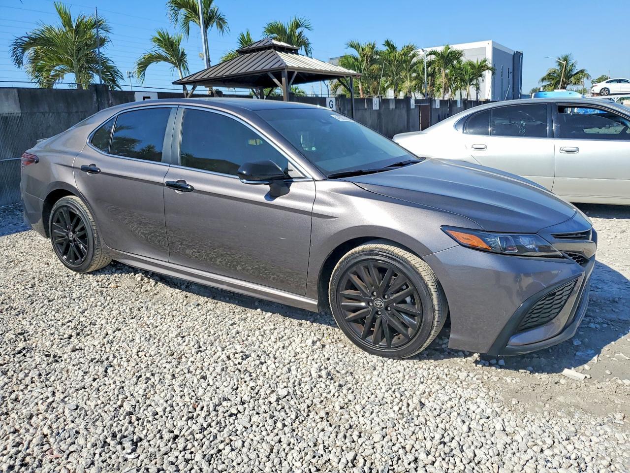 2024 Toyota Camry Se - zdjęcie 4