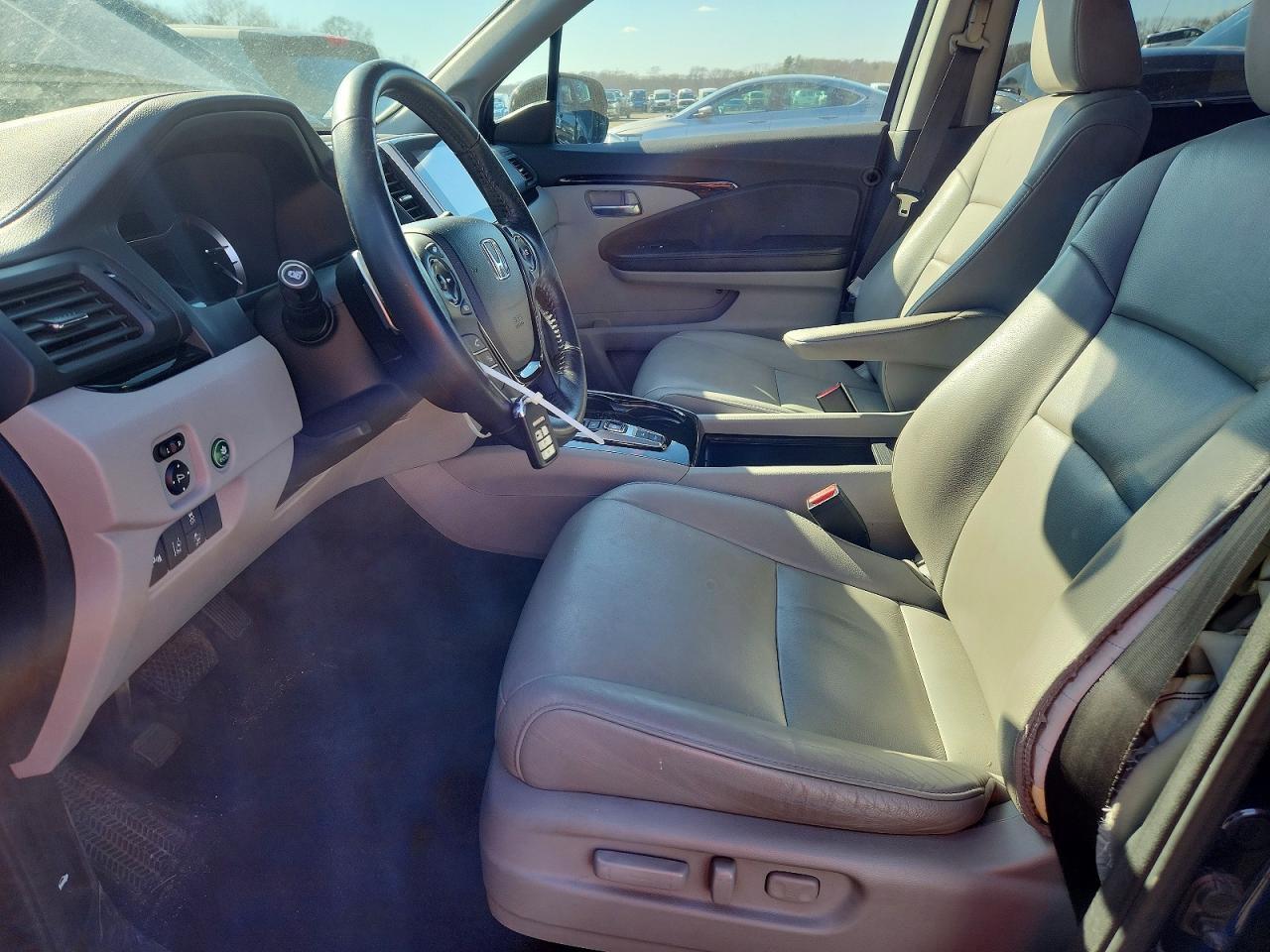 2017 Honda Pilot Touring - zdjęcie 7