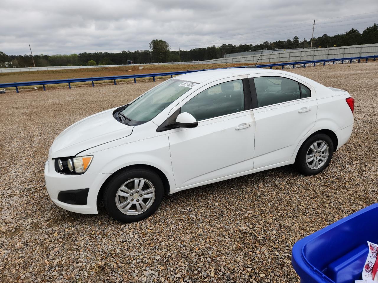 2016 Chevrolet Sonic Lt - zdjęcie główne