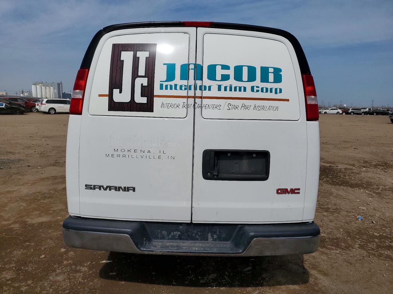 2018 GMC Savana G2500 - zdjęcie 6