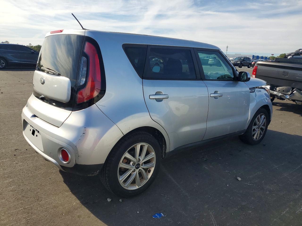2018 Kia Soul + - zdjęcie 3