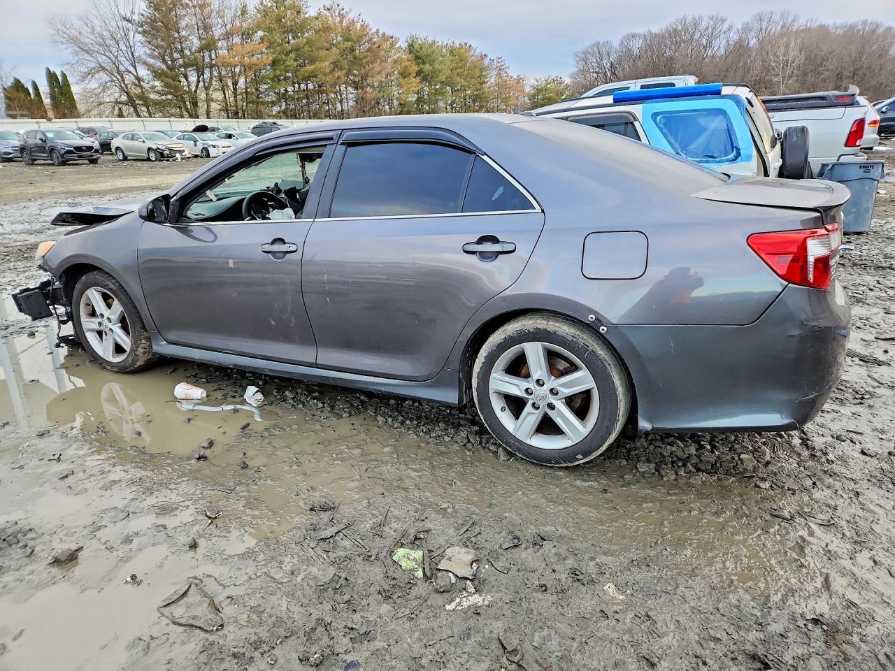 2014 Toyota Camry Se - zdjęcie 2